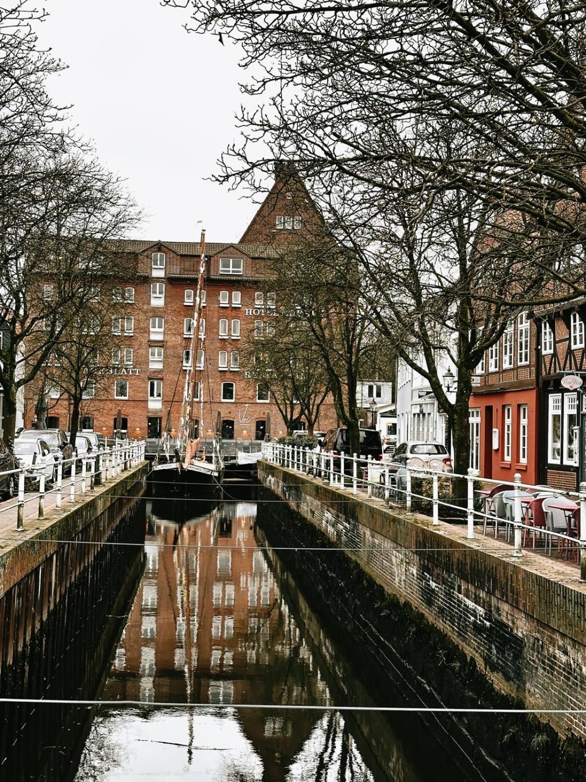 Zur Muehle - Hotel Am Fleth Buxtehude Bagian luar foto